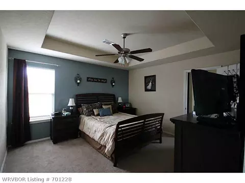 315 Colony Ct, Barling, AR 72923 photo 9