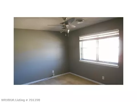803 L St, Barling, AR 72923 photo 5