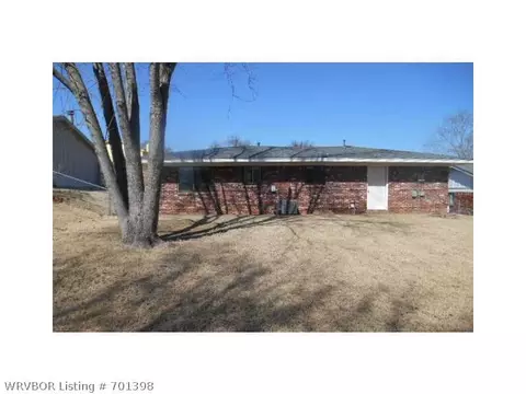 803 L St, Barling, AR 72923 photo 2