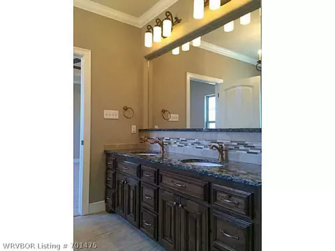 8400 Silverstone Ct, Fort Smith, AR 72916 photo 10