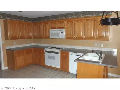3175 Eagle Dr, Greenwood, AR 72936 photo 4