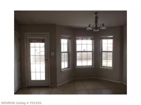 501 Apple Valley Dr, Fort Smith, AR 72908 photo 4