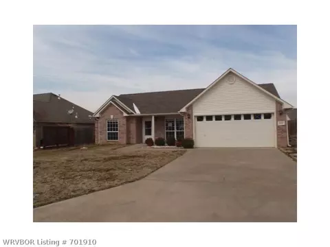 501 Apple Valley Dr, Fort Smith, AR 72908 photo 1