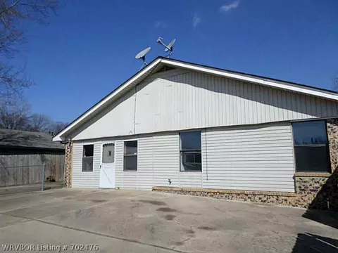 5804 S Enid St, Fort Smith, AR 72903 photo 3