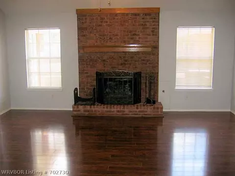 10409 Jenny Lind Rd, Fort Smith, AR 72908 photo 2