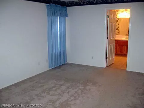 1019 N 2nd Ter, Barling, AR 72923 photo 9