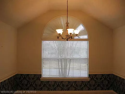 1019 N 2nd Ter, Barling, AR 72923 photo 8