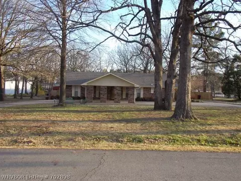 9506 Painter Dr, Fort Smith, AR 72903 photo 2