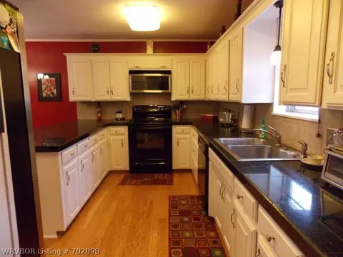 9506 Painter Dr, Fort Smith, AR 72903 photo 6