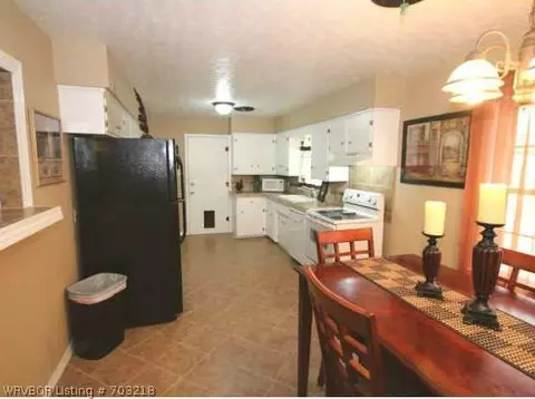 2105 Carthage St, Fort Smith, AR 72903 photo 5
