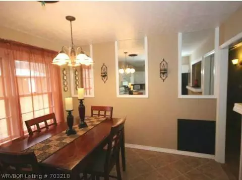 2105 Carthage St, Fort Smith, AR 72903 photo 4