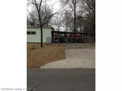 2121 N 53rd St, Fort Smith, AR 72904 photo 4
