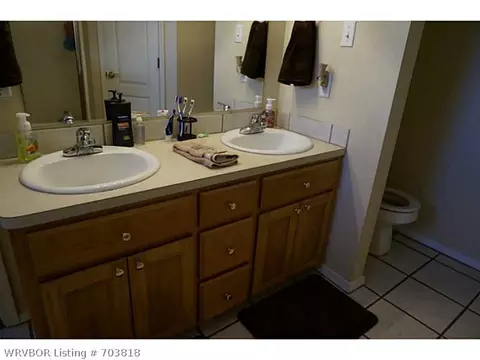 604 Jessie Dr, Lavaca, AR 72941 photo 12