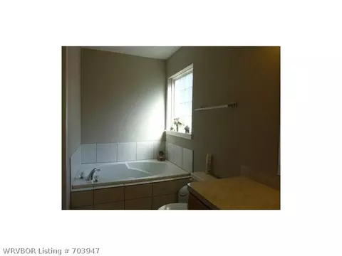 501 Chateau Dr, Fort Smith, AR 72908 photo 7