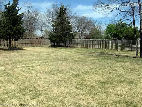 11206 Maple Park Dr, Fort Smith, AR 72916 photo 24