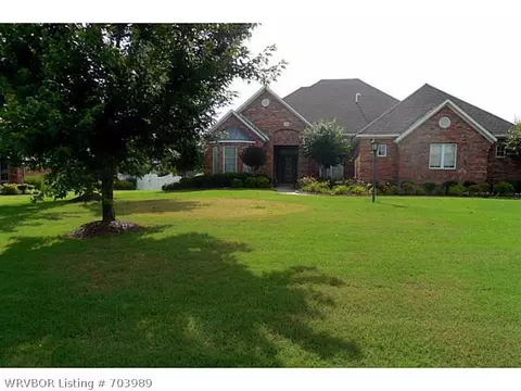 11206 Maple Park Dr, Fort Smith, AR 72916 photo 1