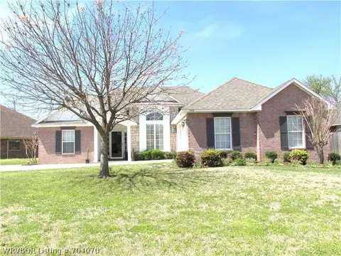 1513 Rockhurst Dr, Fort Smith, AR 72908 photo 1
