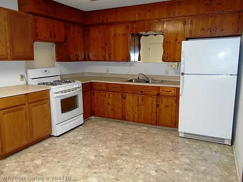 3506 N 26 St, Fort Smith, AR 72904 photo 2