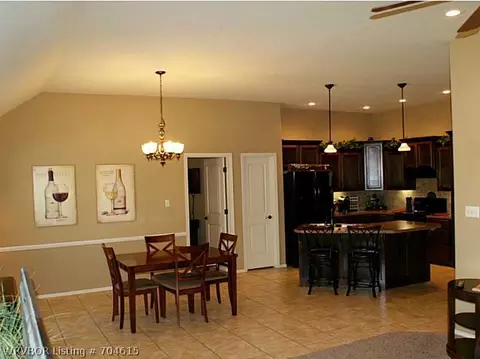 5717 Thomas Rd, Fort Smith, AR 72916 photo 9