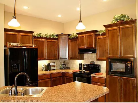 5717 Thomas Rd, Fort Smith, AR 72916 photo 4
