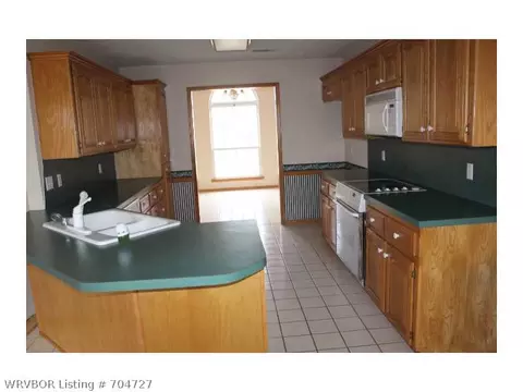 2307 Bugscuffle Rd, Lavaca, AR 72941 photo 9