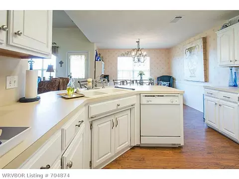 6904 Lookout Dr, Fort Smith, AR 72916 photo 9