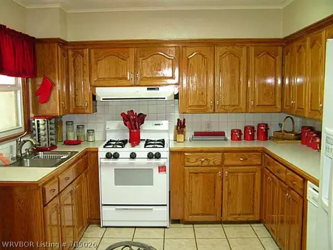 4708 S V St, Fort Smith, AR 72903 photo 5