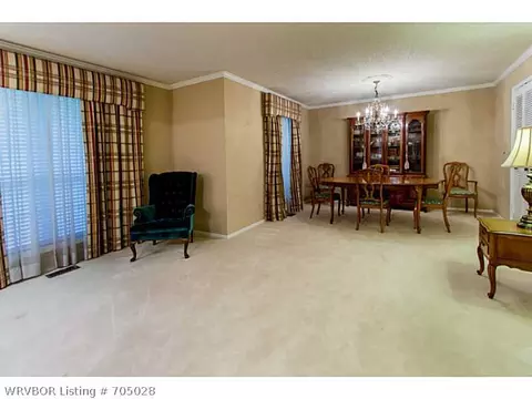 5121 Highland Dr, Fort Smith, AR 72903 photo 3