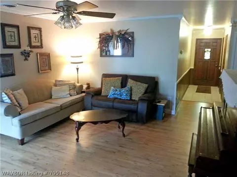 9425 Bryn Mawr Cir, Fort Smith, AR 72908 photo 5