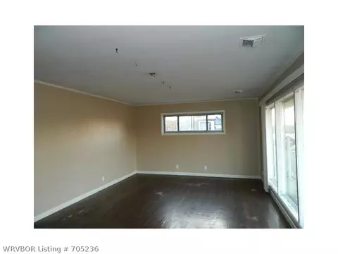 2804 S Phoenix St, Fort Smith, AR 72901 photo 2