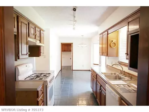 2408 Crosshills Rd, Fort Smith, AR 72908 photo 4