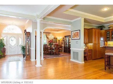 8501 Rosewood Dr, Fort Smith, AR 72903 photo 3