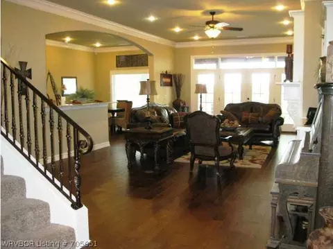 6908 Woodhaven Cir, Fort Smith, AR 72916 photo 3