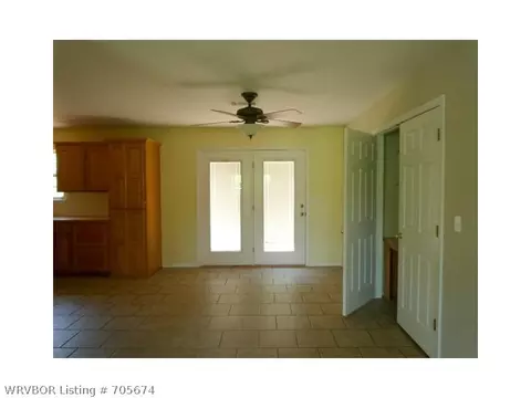 18480 Round Mountain Rd, Howe, OK 74940 photo 9