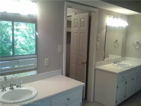 2325 Skye Rd, Fort Smith, AR 72901 photo 5