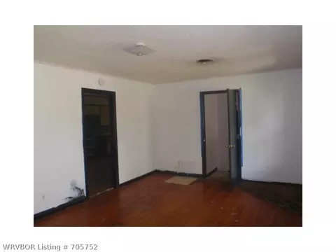 3706 Ridgeway Dr, Fort Smith, AR 72904 photo 2