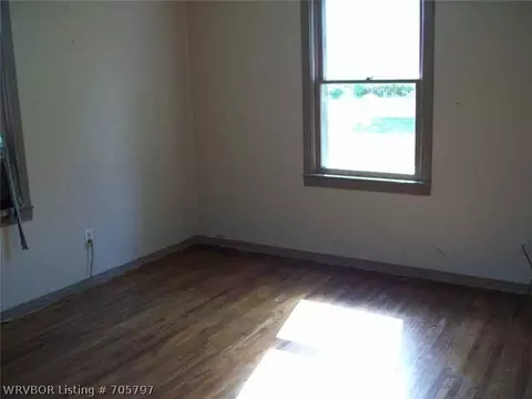 3015 S Bluff Ave, Fort Smith, AR 72901 photo 5