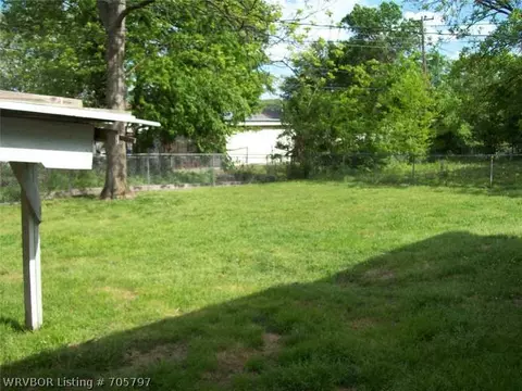 3015 S Bluff Ave, Fort Smith, AR 72901 photo 14