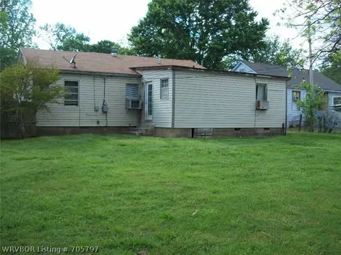 3015 S Bluff Ave, Fort Smith, AR 72901 photo 13