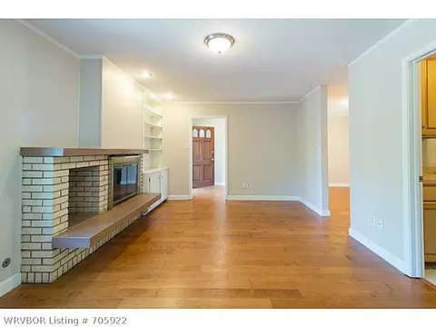 3323 S 33rd Cir, Fort Smith, AR 72903 photo 5