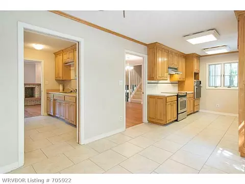 3323 S 33rd Cir, Fort Smith, AR 72903 photo 6