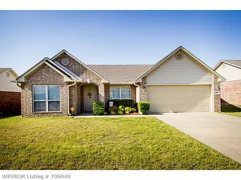 315 Apple Valley Dr, Fort Smith, AR 72908 photo 1
