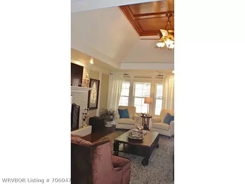 10300 Queensbury Way, Fort Smith, AR 72908 photo 4