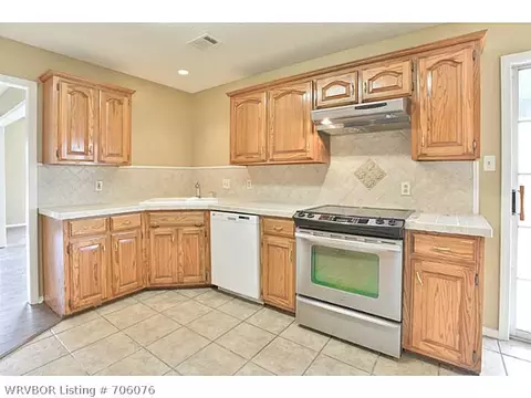 9305 Darlington Cir, Fort Smith, AR 72908 photo 12