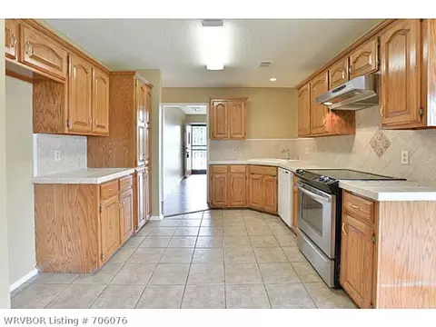 9305 Darlington Cir, Fort Smith, AR 72908 photo 11