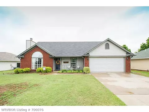 9305 Darlington Cir, Fort Smith, AR 72908 photo 1