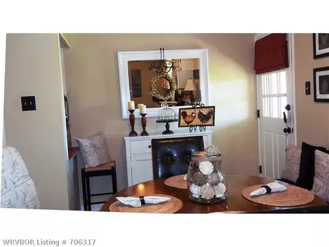 713 Angela Cir, Barling, AR 72923 photo 8