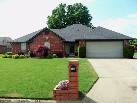 511 Hester St, Greenwood, AR 72936 photo 1