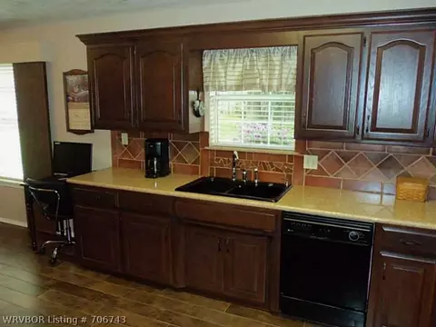 511 Hester St, Greenwood, AR 72936 photo 5