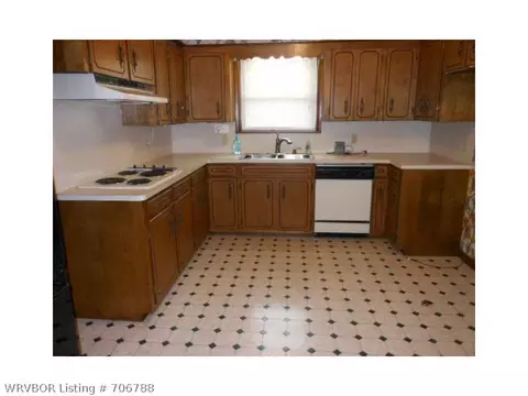 4506 S 22nd St, Fort Smith, AR 72901 photo 2
